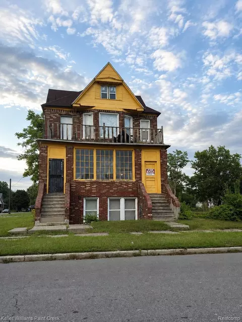 3238 Mcclellan St, Detroit, MI 48214