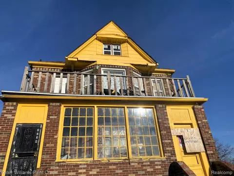 3238 Mcclellan St, Detroit, MI 48214