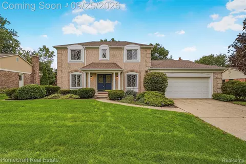 9639 N Canton Center Rd, Plymouth, MI 48170