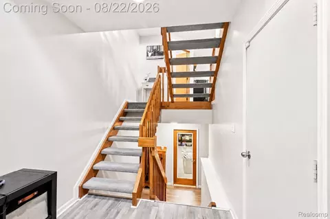 Entry Way - 6523 Ridgeview Dr, Independence, MI 48346 photo 1 of 3