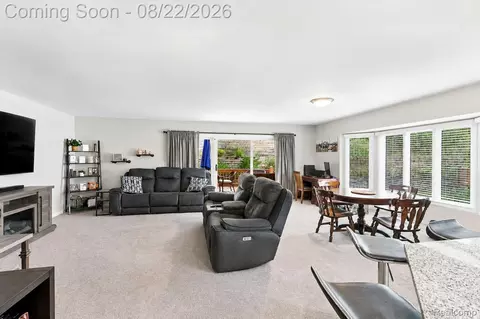 Living - 6523 Ridgeview Dr, Independence, MI 48346 photo 2 of 3