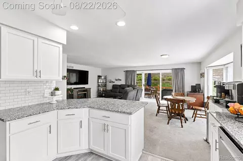 Kitchen - 6523 Ridgeview Dr, Independence, MI 48346 photo 2 of 2