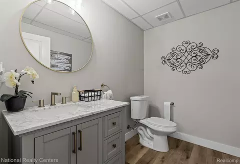 Bath - 65339 Romeo Plank Rd, Ray, MI 48096 photo 8 of 8