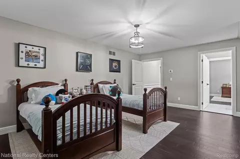 Bedroom - 65339 Romeo Plank Rd, Ray, MI 48096 photo 6 of 9