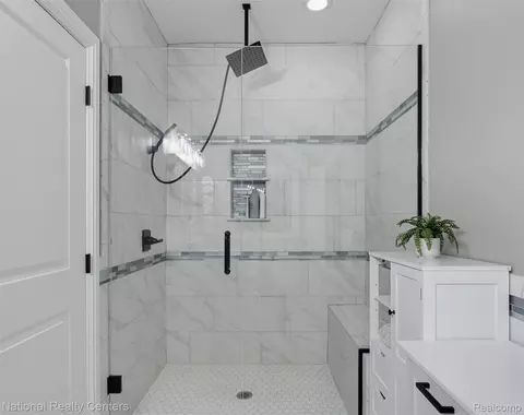 Bath - 65339 Romeo Plank Rd, Ray, MI 48096 photo 7 of 8