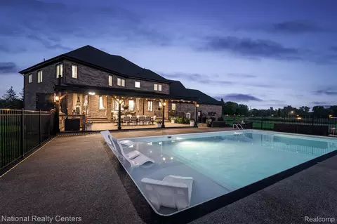 Exterior - 65339 Romeo Plank Rd, Ray, MI 48096 photo 18 of 24