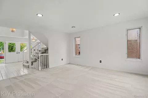 Living - 2613 Marcus Dr, Troy, MI 48083 photo 1 of 4