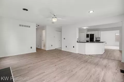 Living - 2613 Marcus Dr, Troy, MI 48083 photo 4 of 4