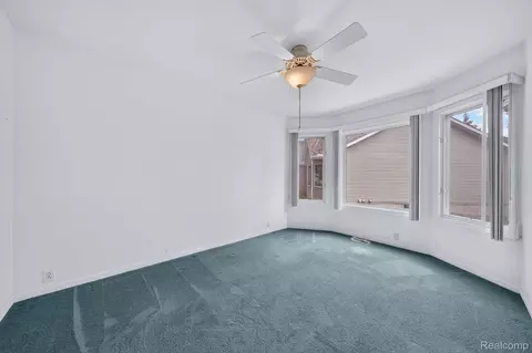 Bedroom - 9178 Nicole Ln, Davison, MI 48423 photo 1 of 10