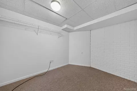 Bedroom - 9178 Nicole Ln, Davison, MI 48423 photo 10 of 10