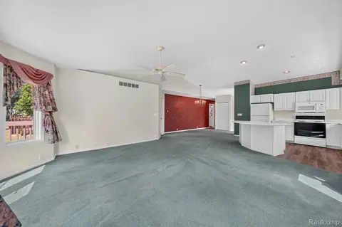 Living - 9178 Nicole Ln, Davison, MI 48423 photo 3 of 3