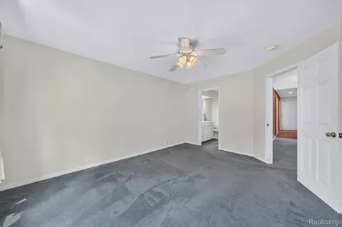 Bedroom - 9178 Nicole Ln, Davison, MI 48423 photo 7 of 10