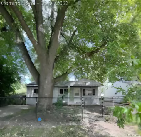 789 Gates Ave NE, Ypsilanti, MI 48198