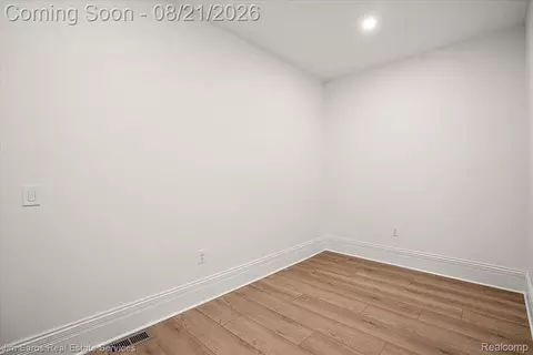 Other - 475 Saint Clair Ave, Grosse Pointe, MI 48230 photo 3 of 7
