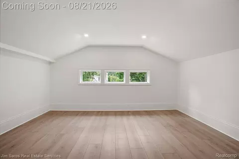 Bedroom - 475 Saint Clair Ave, Grosse Pointe, MI 48230 photo 3 of 6