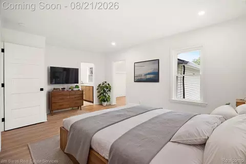 Bedroom - 475 Saint Clair Ave, Grosse Pointe, MI 48230 photo 2 of 6
