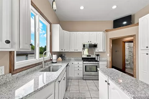 Kitchen - 1775 Dutcher Rd, Marion, MI 48843 photo 2 of 3