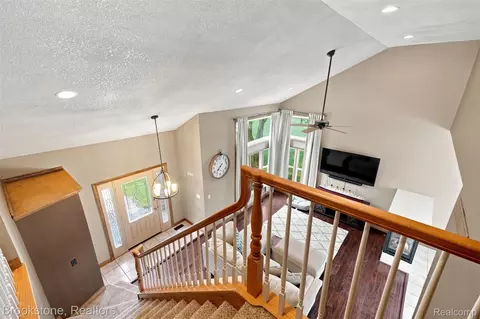 Entry Way - 1775 Dutcher Rd, Marion, MI 48843 photo 2 of 3