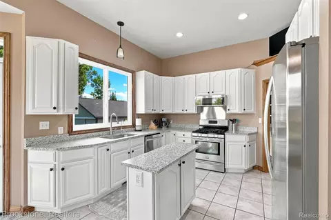 Kitchen - 1775 Dutcher Rd, Marion, MI 48843 photo 1 of 3