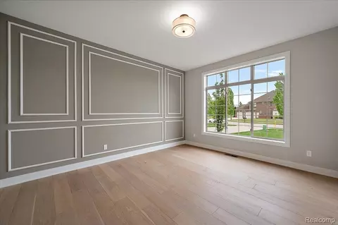 Living - 16199 Via Colico, Macomb, MI 48042 photo 1 of 6