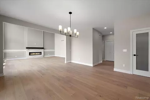 Living - 16199 Via Colico, Macomb, MI 48042 photo 6 of 6