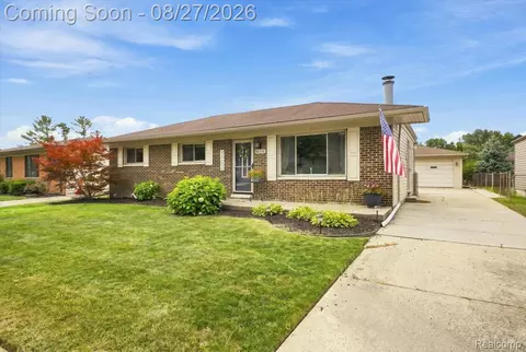 41269 Dunboyne Cir, Clinton Township, MI 48038