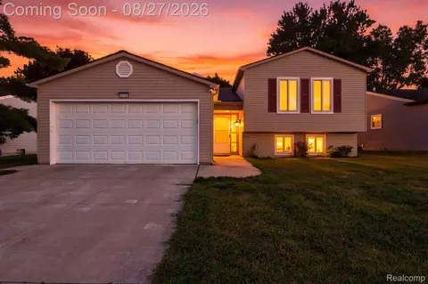 42120 Ridge Rd W, Novi, MI 48375