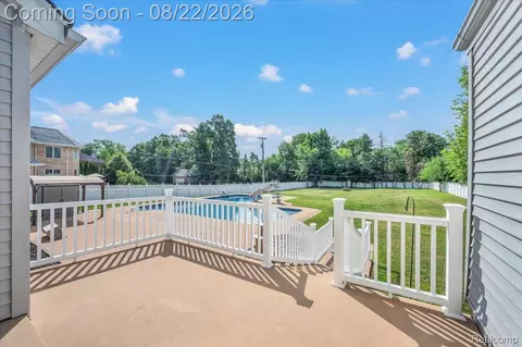 Other - 1320 Larayne Dr, Troy, MI 48085 photo 10 of 11
