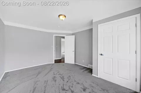 Bedroom - 1320 Larayne Dr, Troy, MI 48085 photo 6 of 9