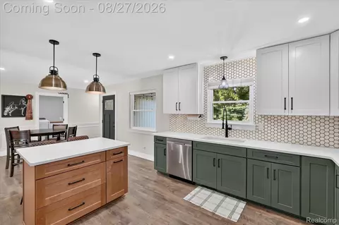 Kitchen - 12265 Sharp Rd, Fenton, MI 48451 photo 1 of 6