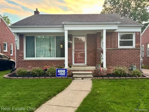 9599 Dixie, Redford, MI 48239