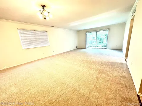 Living - 26949 Farmbrook Villa Dr #96, Southfield, MI 48034 photo 1 of 2