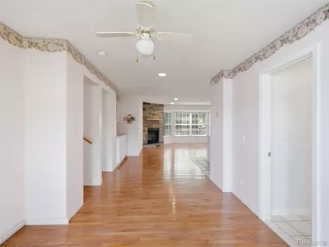 Entry Way - 8954 Patrick Dr, Springfield, MI 48350 photo 1 of 1