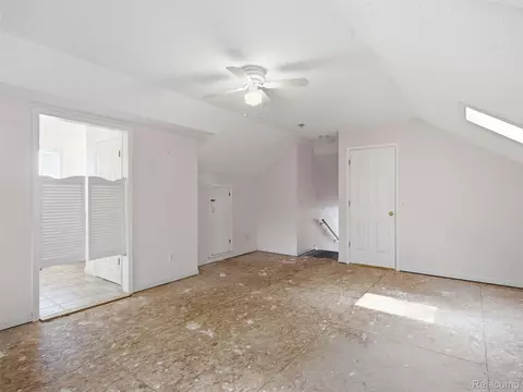 Bedroom - 8954 Patrick Dr, Springfield, MI 48350 photo 4 of 4