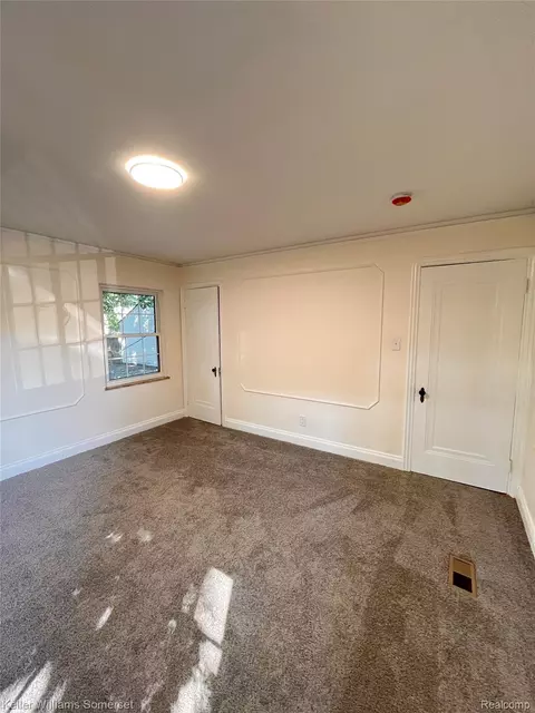 Bedroom - 12604 E Outer Dr, Detroit, MI 48224 photo 1 of 6