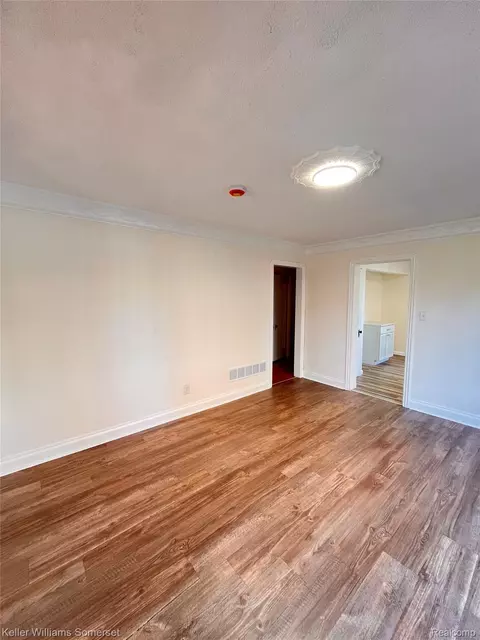 Living - 12604 E Outer Dr, Detroit, MI 48224 photo 2 of 3