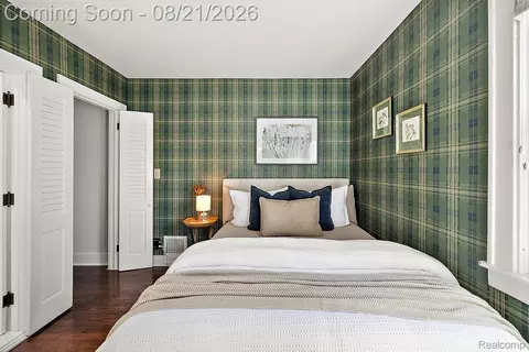 Bedroom - 1368 Cedar Dr, Birmingham, MI 48009 photo 2 of 8