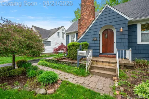 Exterior - 1368 Cedar Dr, Birmingham, MI 48009 photo 2 of 2