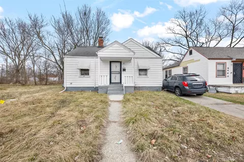 8468 Minock St, Detroit, MI 48228