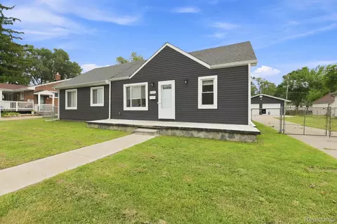 25511 Dartmouth St, Dearborn Heights, MI 48125
