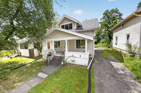43 Dwight Ave, Pontiac, MI 48341