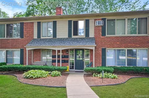 11410 Canal Rd #205, Sterling Heights, MI 48314