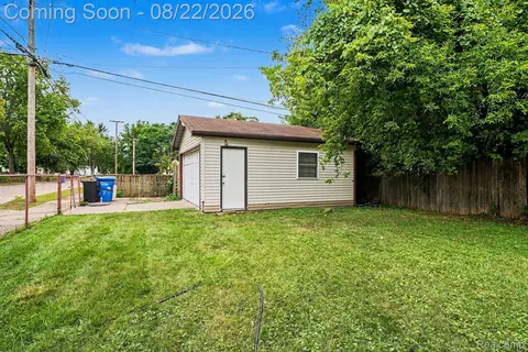 Exterior - 14096 Hendricks Ave, Warren, MI 48089 photo 1 of 1