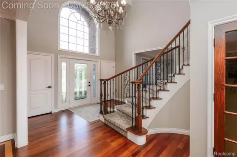 Entry Way - 63520 Georgetowne S, Washington, MI 48095 photo 2 of 4