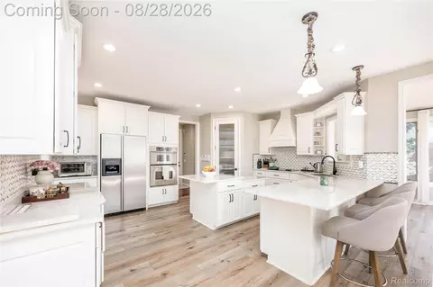Kitchen - 63520 Georgetowne S, Washington, MI 48095 photo 3 of 8