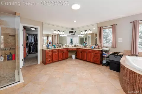 Bath - 63520 Georgetowne S, Washington, MI 48095 photo 1 of 6