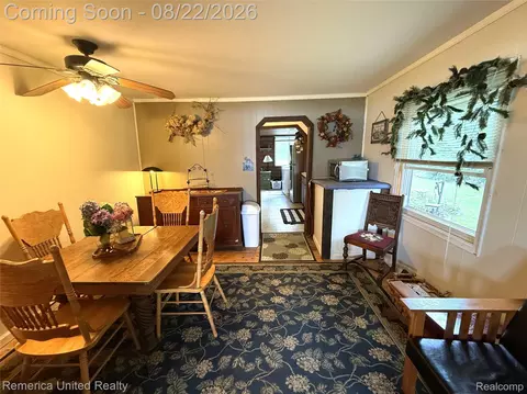 Dining - 12035 Read Rd, Fenton, MI 48430 photo 2 of 2