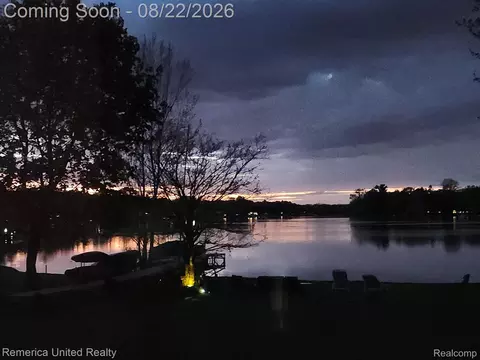 View/Area - 12035 Read Rd, Fenton, MI 48430 photo 2 of 3