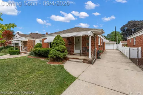 15812 Hanover Ave, Allen Park, MI 48101