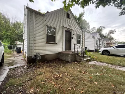 18468 Winthrop St, Detroit, MI 48235